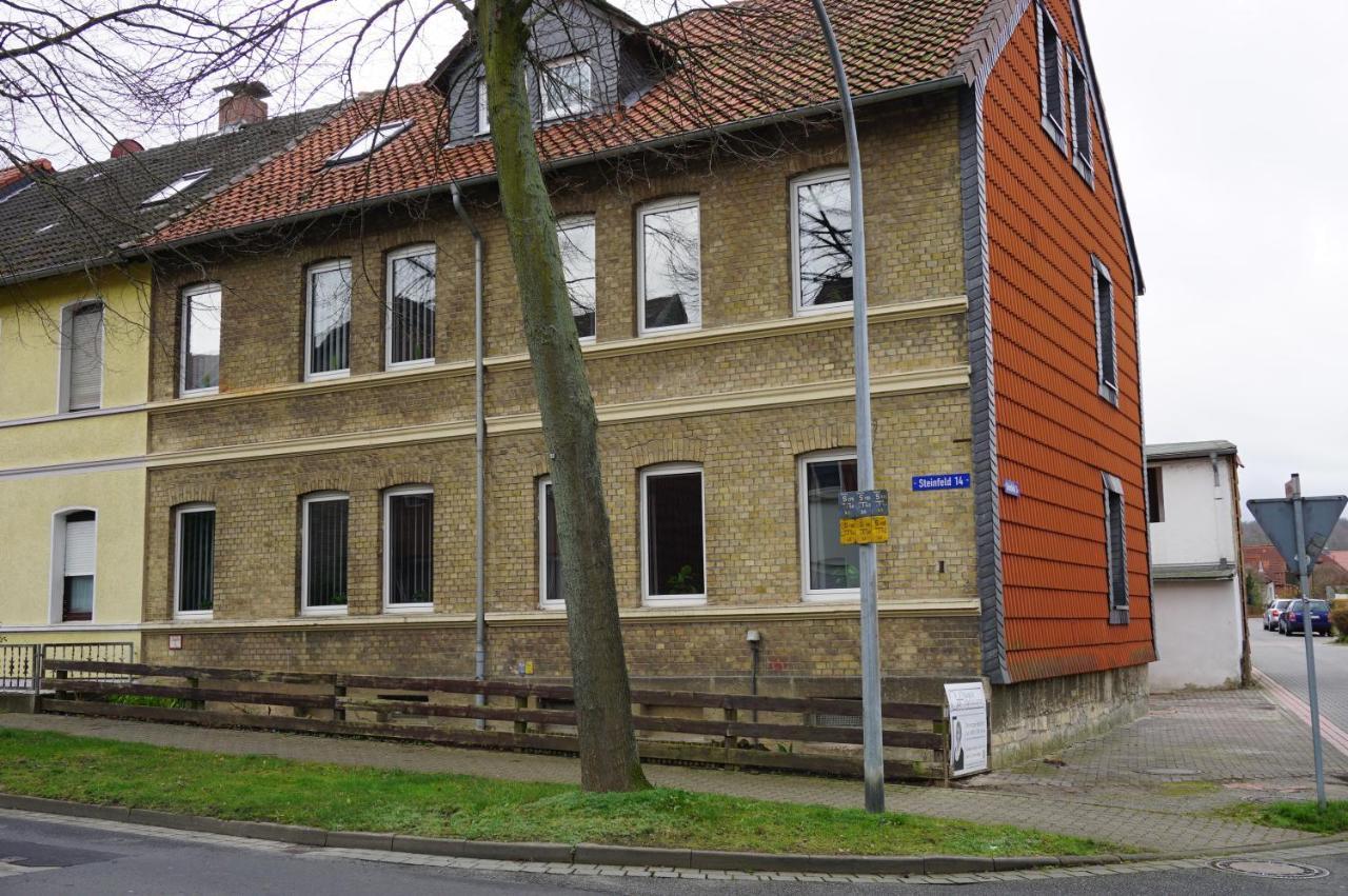 Aussergewoehnliche Dachgeschosswohnung Konigslutter Bagian luar foto
